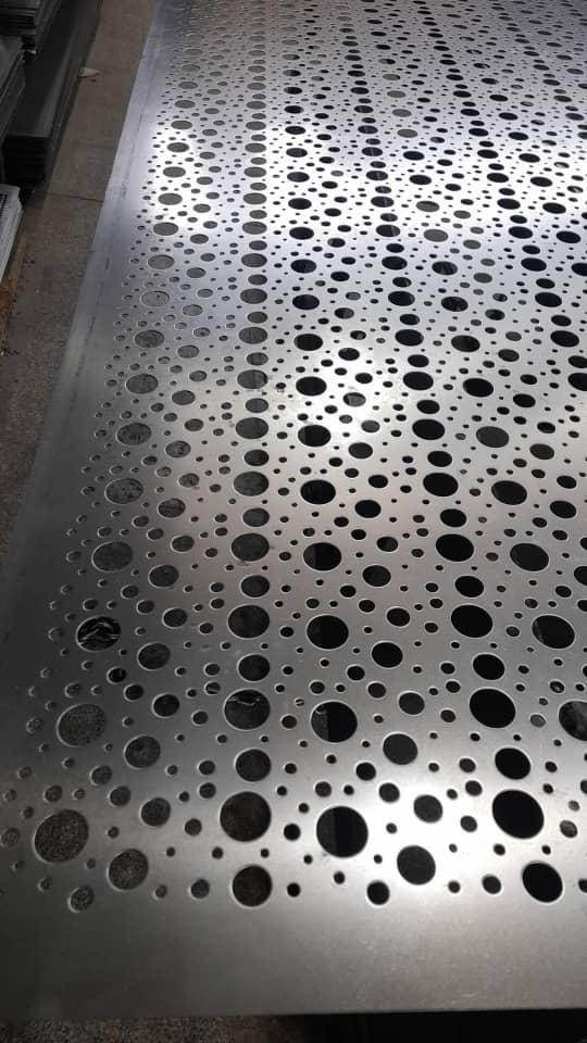 مرکز ورق پانچ آهن بورس